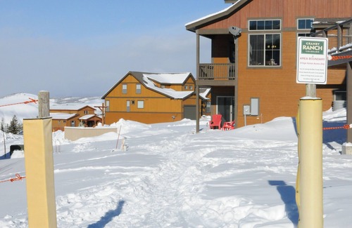 Silvercreek House | Outstanding Ski-in/Ski-out Mountain House with Hot Tub