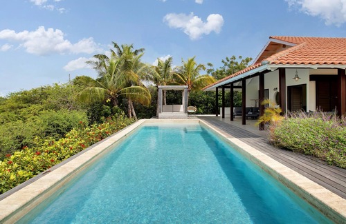 Sabadeco Villa | Beautiful 5 bedroom Villa with Oceanview and private pool
