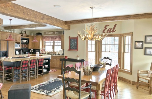 Stratton Mountain House | Stunning 5 Bed Home with Spectacular Views and Spa Access