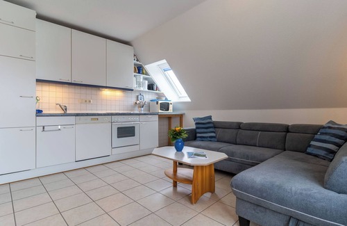 Tating Apartment | Idyllic 3-Room Apartment with Kitchen Near the Beach