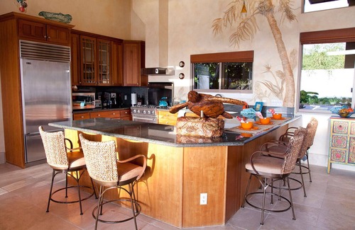 Kamuela House | Stunning 6-Bed Home with Oceanfront Views on Kohala Coast