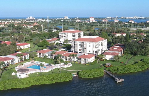 Palma del Mar Condo | Top-Rated 6th Floor Condo with Pool and Hot Tub on Isla del Sol