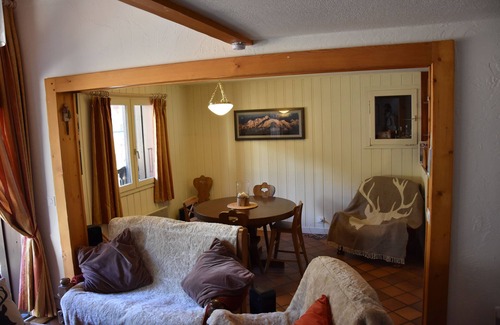 Chamonix-Mont-Blanc Apartment | Cozy Apartment with Fireplace and Mont Blanc Views