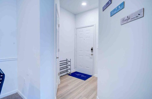 Dunwoody Apartment | Cozy 2 BR Retreat with Pool and Kid-Friendly Amenities