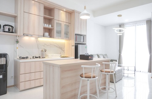 Setiabudi House | Cozy 2Br Samara Suites Apartment with Pool & Breakfast