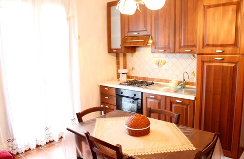 Torretta Apartment | Serene Countryside Retreat with Ocean View Near the Sea