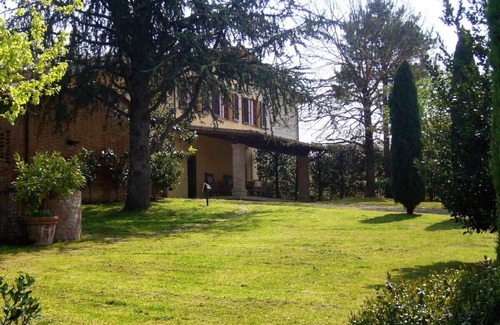 Peccioli House | Charming Property with Pool and Ocean View in Tuscany