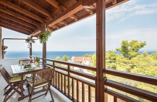 Neos Marmaras Apartment | Scenic Apartment with Ocean View in Neos Marmaras, Greece