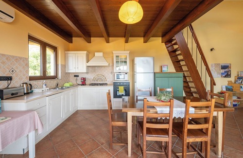 Nebida House | Inviting Holiday Home with Oceanfront Views for Families