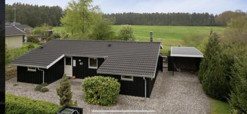 Øksenmølle House | Private Summerhouse Retreat with Inviting Terrace