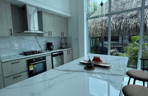 Santa Veronica Villa | Beautiful and Spacious 6-bedroom villa close to the beach in Santa Verónica