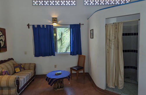 La Manzanilla House | Cozy Retreat Steps from Beach with Spa and Hot Tub Access