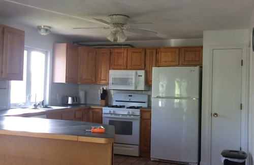 Eastward Look House | Coastal Retreat: 10/10 Rated Home Steps from the Beach