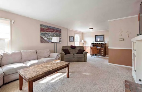Tri-Cities House | Guest Rated 10/10 Home with Kitchen in Kennewick