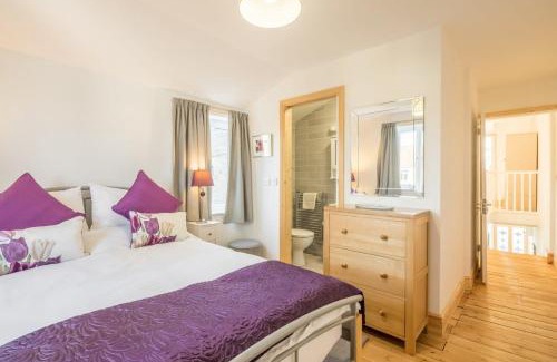 Cambridge House | Elegant Cambridge Home with Free Parking & Family-Friendly Garden