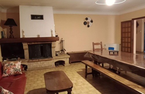 Ibos Cottage | Tranquil Country Residence with Spa and Pet-Friendly Options