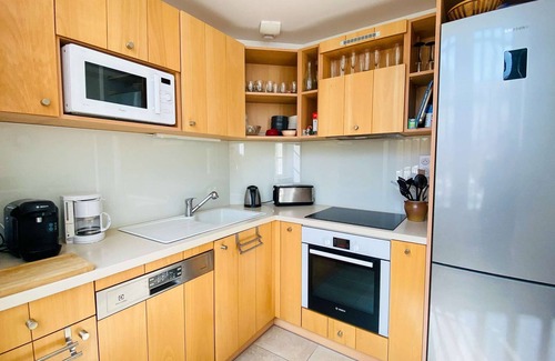 Saint-Martin-de-Re Apartment | Scenic Apartment with Ocean View in Saint Martin de Ré
