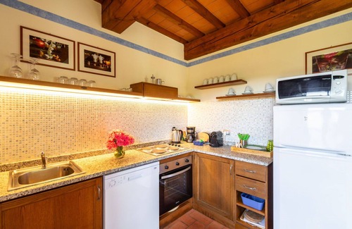 Greve in Chianti House | Perfect Villa Apartment with Pool, Pets Welcome & Amenities