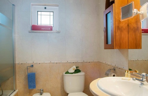 Zambujal Apartment | Beautiful apartment for 6 guests with WIFI, A/C, pool, TV, terrace and parking
