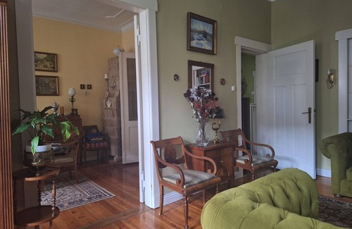 Elk Grove Village Apartment | Peaceful Elk Grove Apartment with Pet-Friendly Amenities