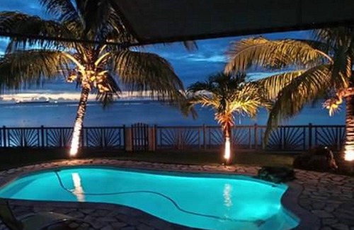 Tombeau Bay Apartment | Seaside Retreat at Le Bi-Dul with Pool & Ocean Views