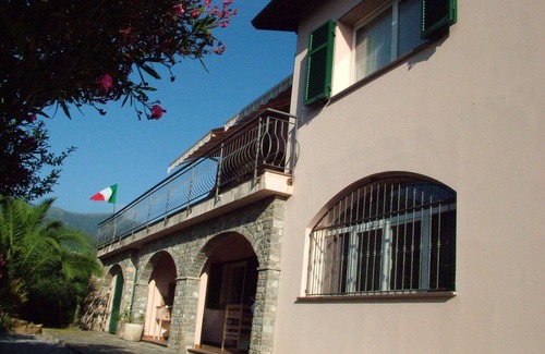 Rossi Apartment | Cozy Apartment Just 10 Minutes from the Beach