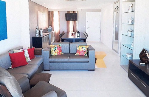 Porto das Dunas House | Inviting Apartment in Porto das Dunas, Fortaleza - CE