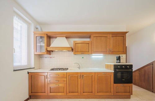 Sestri Levante Apartment | Cozy Apartment for 5 with Ocean View & Pet-Friendly Amenities
