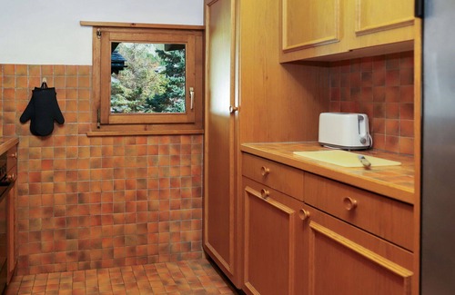 Sils-Maria Apartment | Comfortable Apartment for 6 with Pet-Friendly Amenities