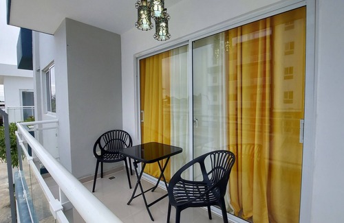 La Caleta Apartment | Beautiful apartment 5 min from the airport and 10 min from the beach