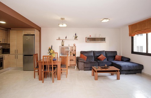Pineda de Mar Apartment | Cozy 2-Bedroom Retreat with Oceanview in Pineda de Mar