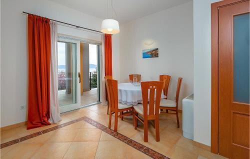 Donji Kraj Apartment | Serene Oceanfront 2 Bedroom Apartment in Moscenicka Draga