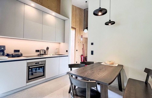 Irdning-Donnersbachtal Apartment | Beautiful apartment for 6 guests with WIFI, TV, pets allowed and parking
