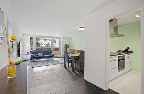 Lenzerheide Apartment | Comfortable Apartment for 5 with Pool and Balcony Access