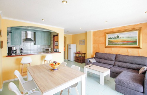 Empuriabrava Apartment | Oceanfront 2-Bedroom Apartment in Empuriabrava's Heart