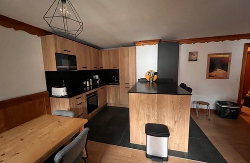 Oz Apartment | Scenic Slopeside Apartment with Pool, Spa & Fitness Center