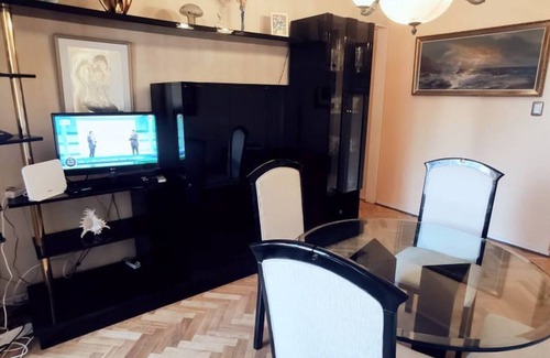 Caballito Apartment | Cozy Apartment in Caballito, Wheelchair Accessible & Spa