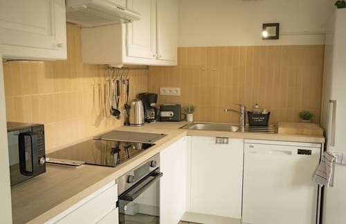 Collioure Apartment | Scenic Oceanfront Apartment with Spa and Amazing Views