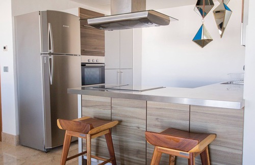 Playa Mujeres Apartment | Cozy Beachfront Apartment with Breathtaking Ocean Views