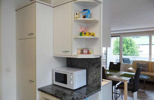 Engelberg Apartment | Beautiful apartment for 4 people with WIFI, TV, balcony and pets allowed