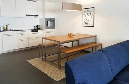 Blausee Apartment | Cozy Apartment for 4 with WIFI, Pets Welcome and Parking