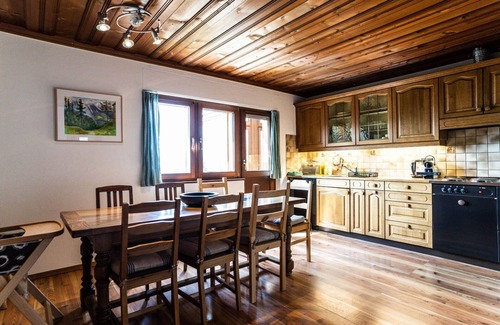Riederalp Apartment | Comfortable Apartment for 8 with WiFi, Balcony & Pets Welcome