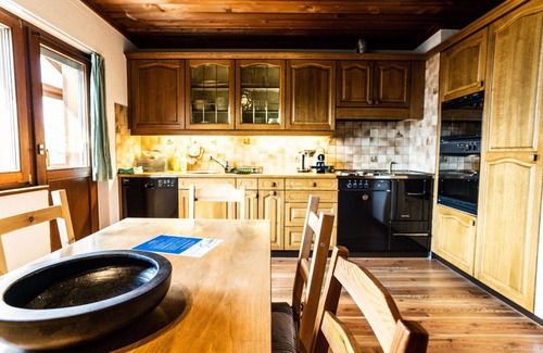 Riederalp Apartment | Comfortable Apartment for 8 with WiFi, Balcony & Pets Welcome