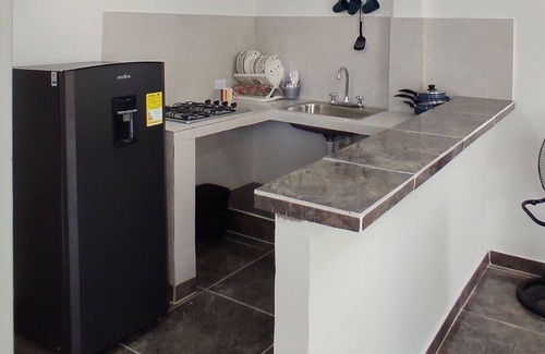 Florencia Apartment | Scenic Country View Apartment with Family-Friendly Amenities