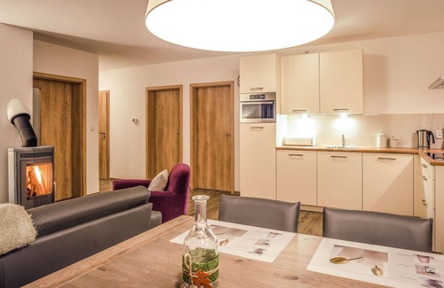 Lipno nad Vltavou House | Beautiful apartment in villa for 6 people with WIFI, TV, terrace, pets allowed and parking