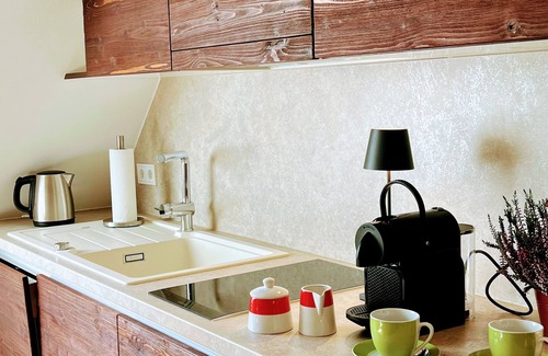 Kamp-Bornhofen Apartment | Stylish Ocean View Apartment with Spa and Hot Tub