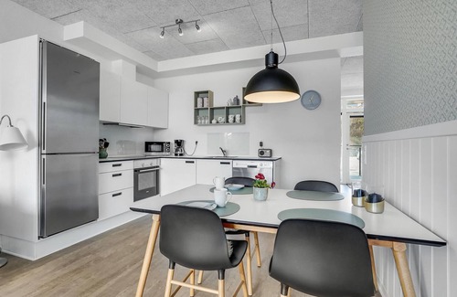 Hvide Sande Apartment | Ideal Vacation Apartment with Oceanfront Views in Hvide Sande