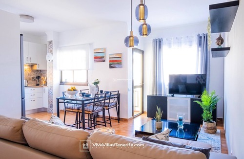 Los Abrigos Apartment | Cozy Apartment in Los Abrigos, Steps from the Sea