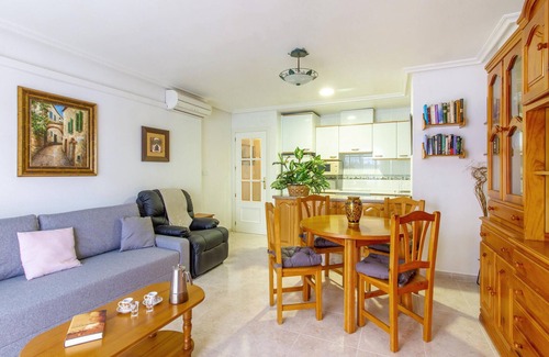 Santa Pola Apartment | Cozy Oceanfront Flat Steps from the Beach with Great Amenities