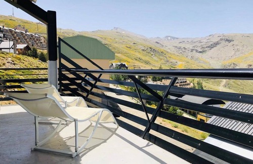 Pradollano Apartment | Cozy Apartment for 4 with Free WIFI and Private Terrace